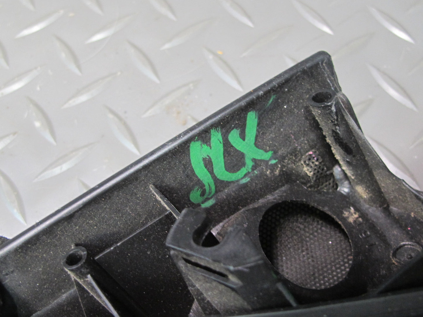 2003-2007 Lexus UZJ100L LX470 Front Door Left & Right Side Tweeter Cover Set