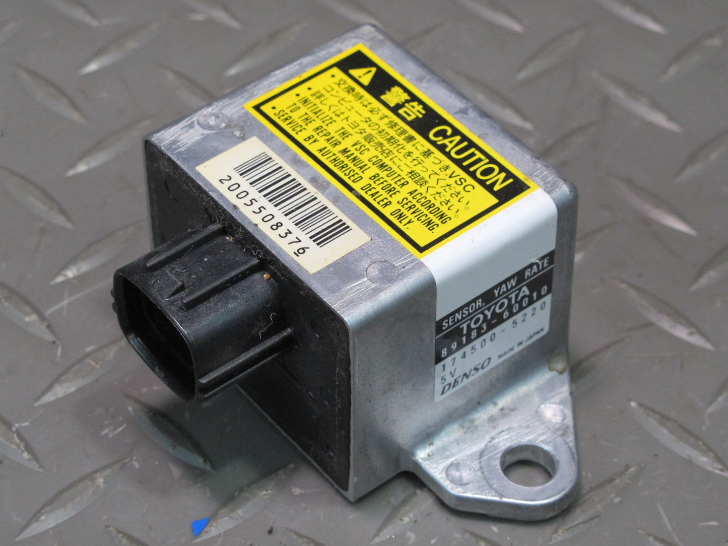 2003-2007 Lexus UZJ100L LX470 Stability YAW Rate Sensor Control Module Unit