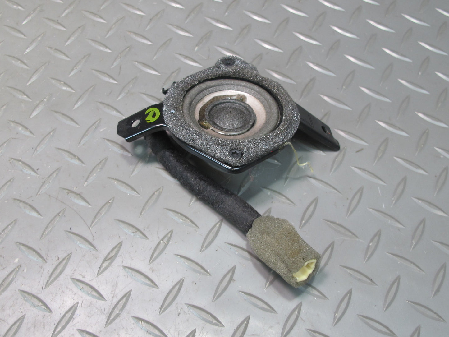 2003-2007 Lexus UZJ100L LX470 Front Door Mark Levinson Door Speaker Set of 2