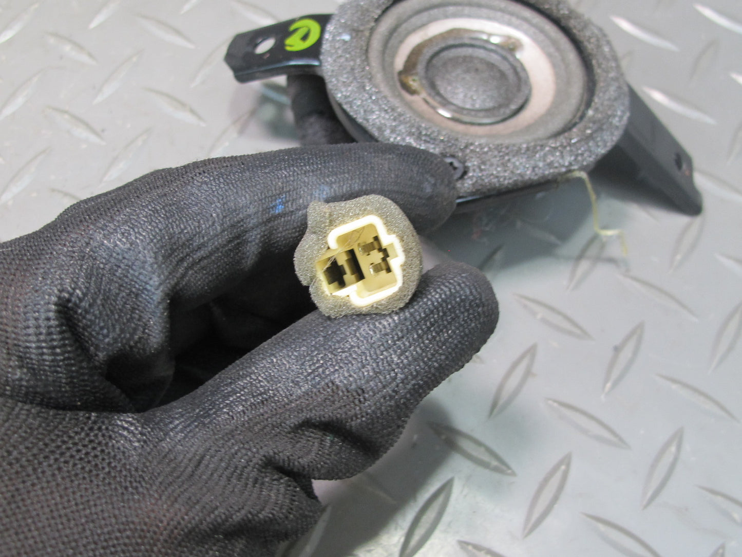 2003-2007 Lexus UZJ100L LX470 Front Door Mark Levinson Door Speaker Set of 2