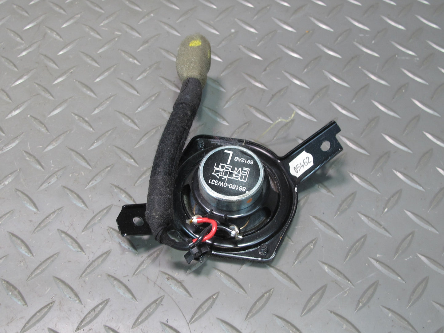 2003-2007 Lexus UZJ100L LX470 Front Door Mark Levinson Door Speaker Set of 2