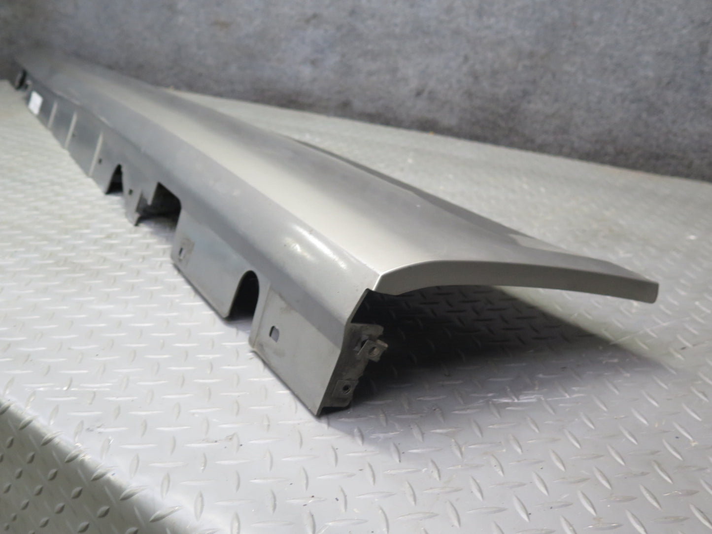 07-10 BMW E92 E93 335I Coupe Convertible Left Side Skirt Rocker Panel Bronze OEM