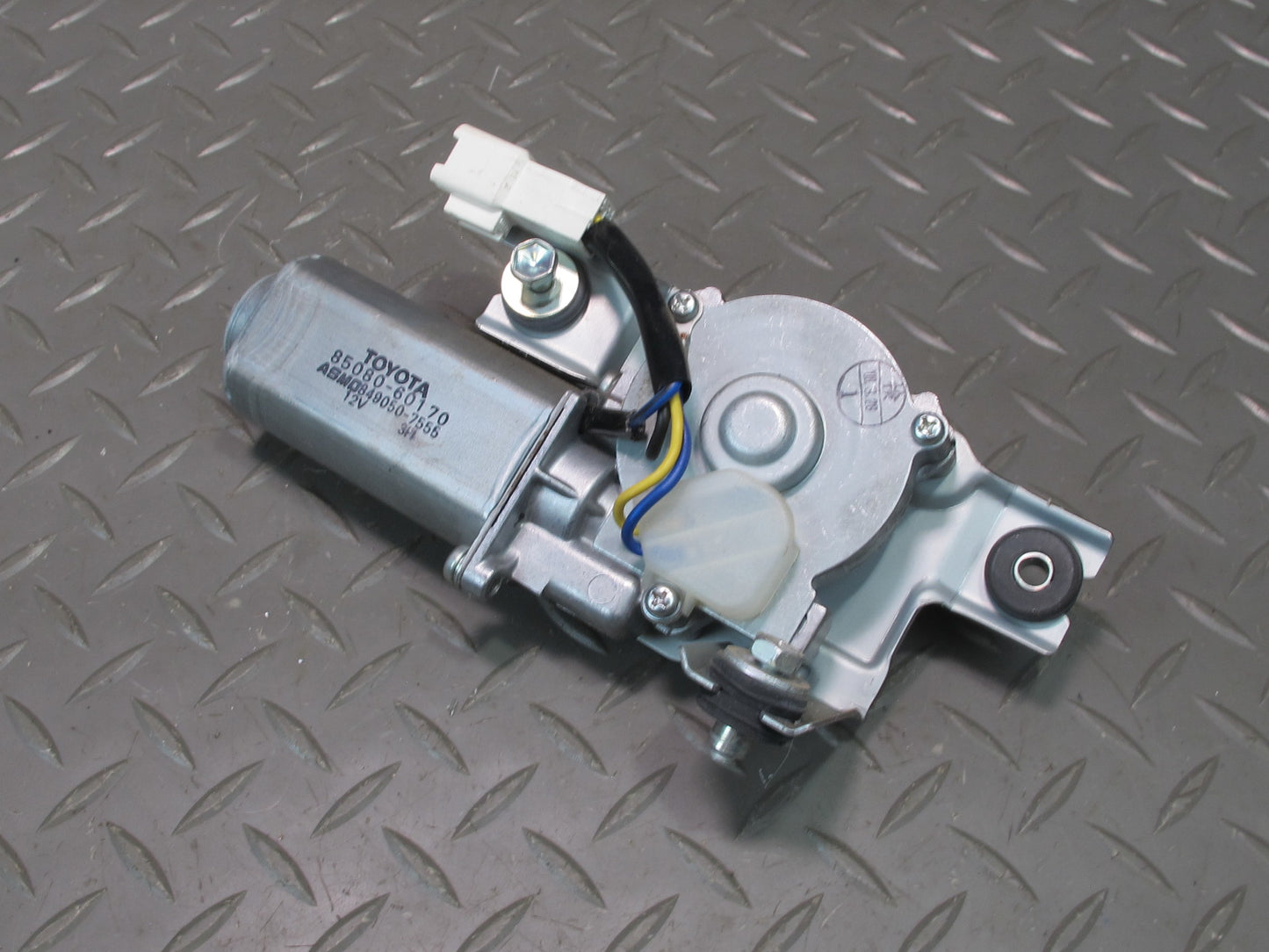 1998-2007 Lexus J100 LX470 Rear Windshield Wiper Motor 85080-60170