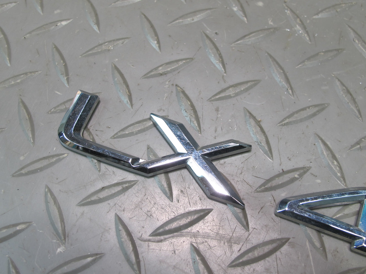 2003-2007 Lexus UZJ100L LX470 Rear Trunk Tailgate Emblem Badge Symbol Logo Set