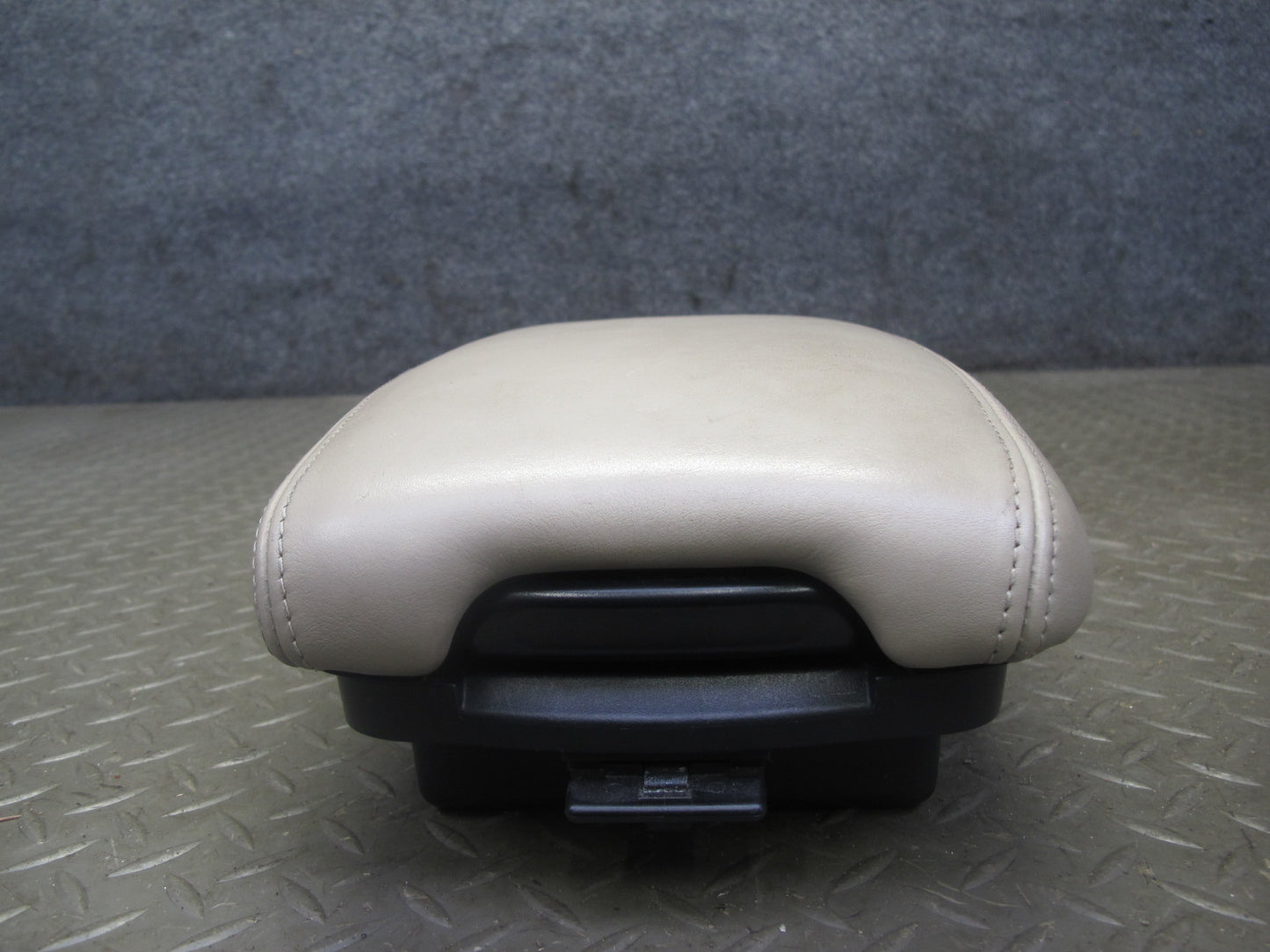 2003-2007 Lexus J100 LX470 Front Center Console Arm Rest Leather Ivory