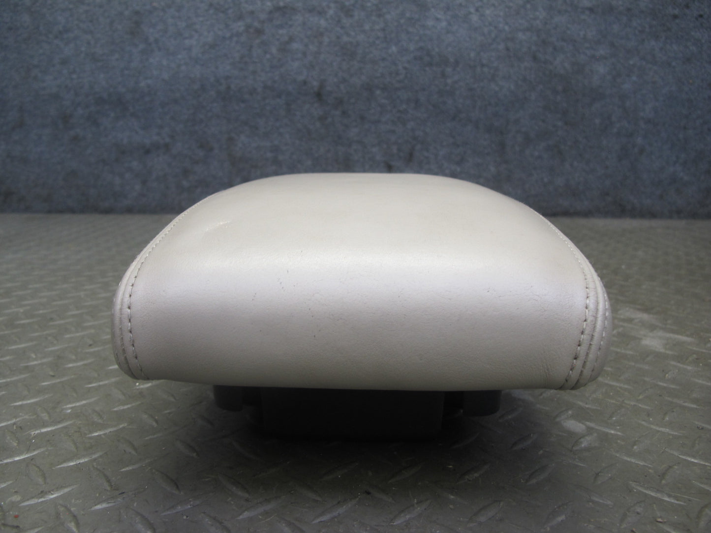 2003-2007 Lexus J100 LX470 Front Center Console Arm Rest Leather Ivory