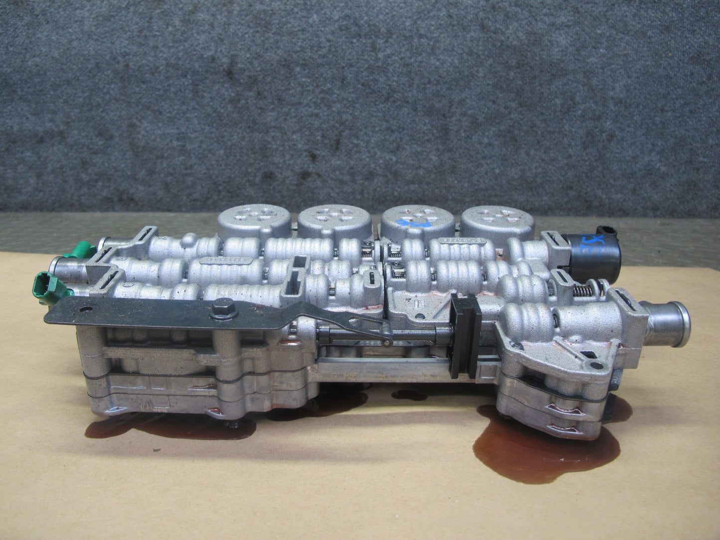 06-09 Pontiac Solstice 2.4L 5L40E AT Transmission Valve Body Mechatronic 20K OEM