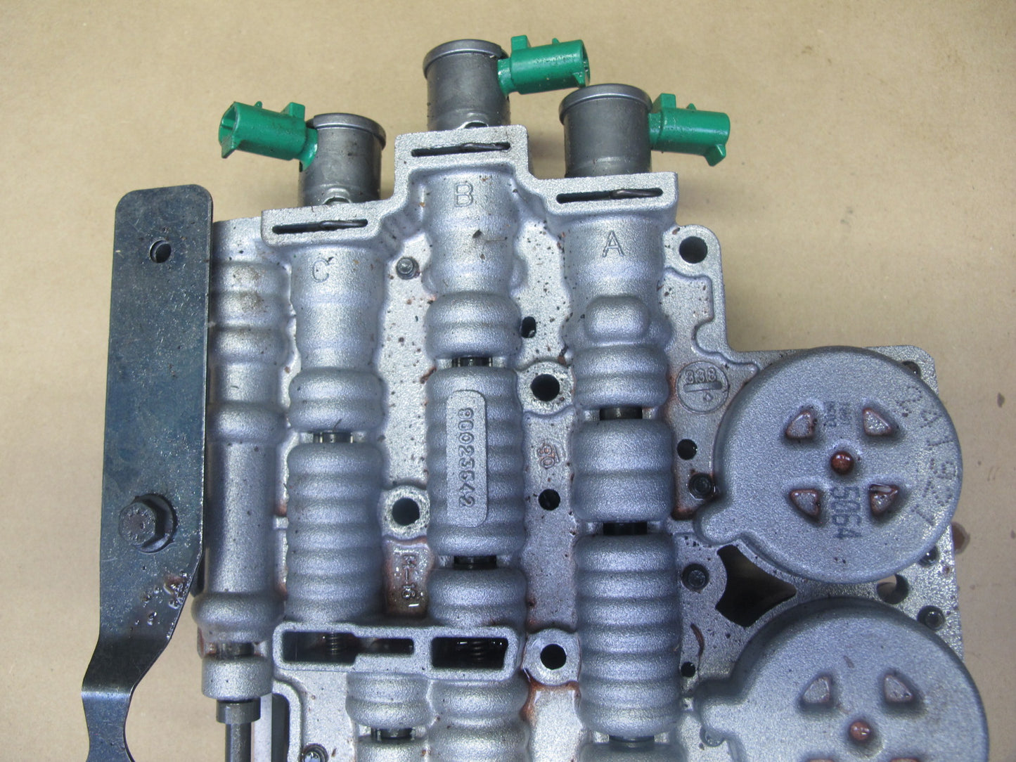 06-09 Pontiac Solstice 2.4L 5L40E AT Transmission Valve Body Mechatronic 20K OEM