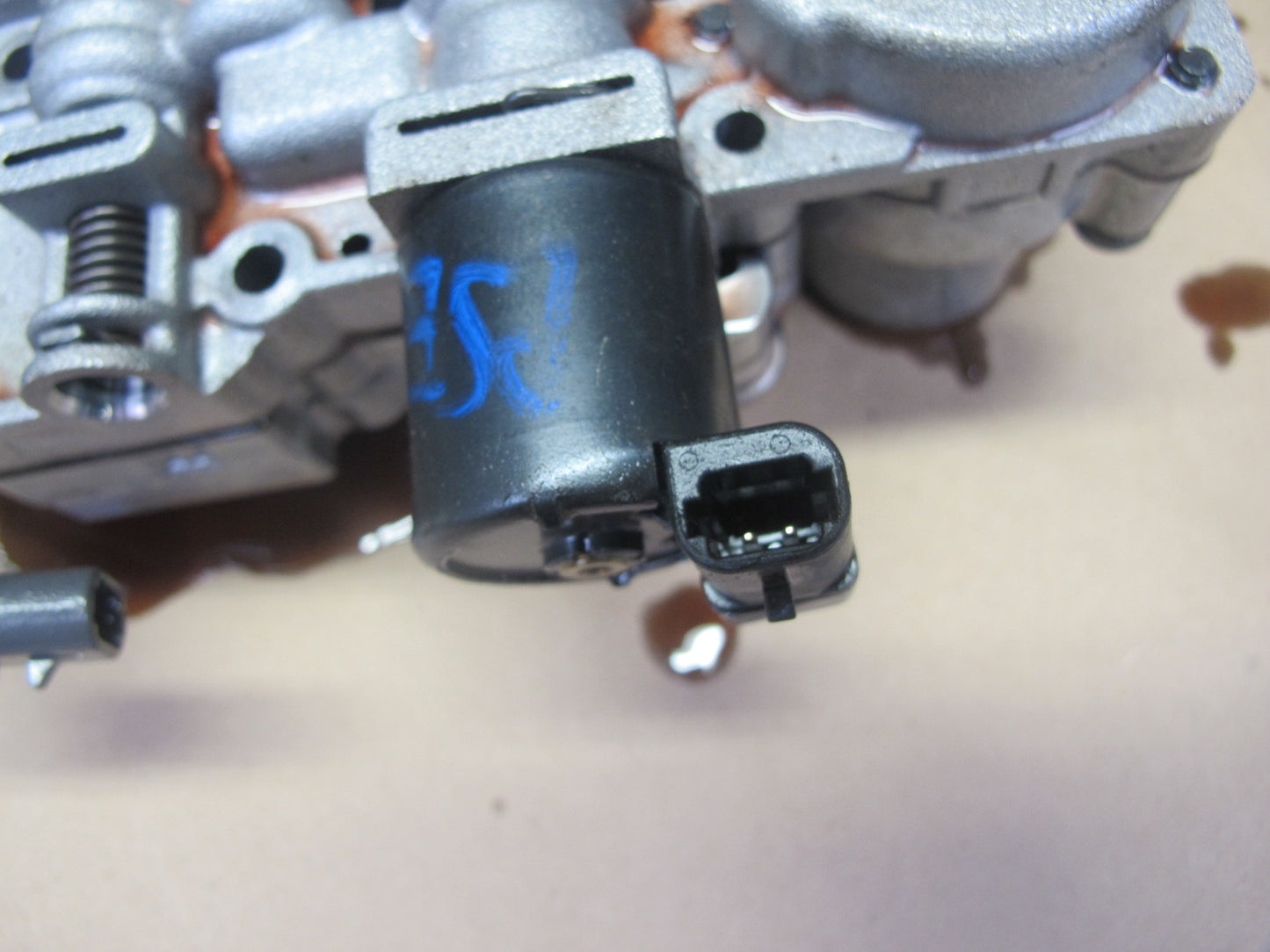 06-09 Pontiac Solstice 2.4L 5L40E AT Transmission Valve Body Mechatronic 20K OEM