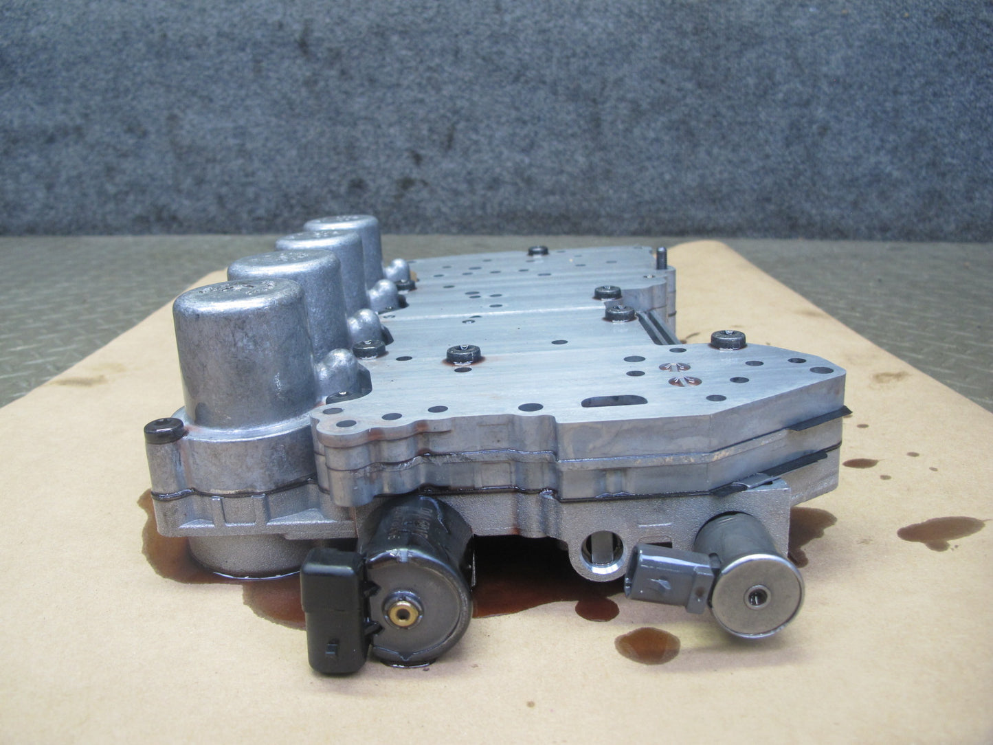 06-09 Pontiac Solstice 2.4L 5L40E AT Transmission Valve Body Mechatronic 20K OEM