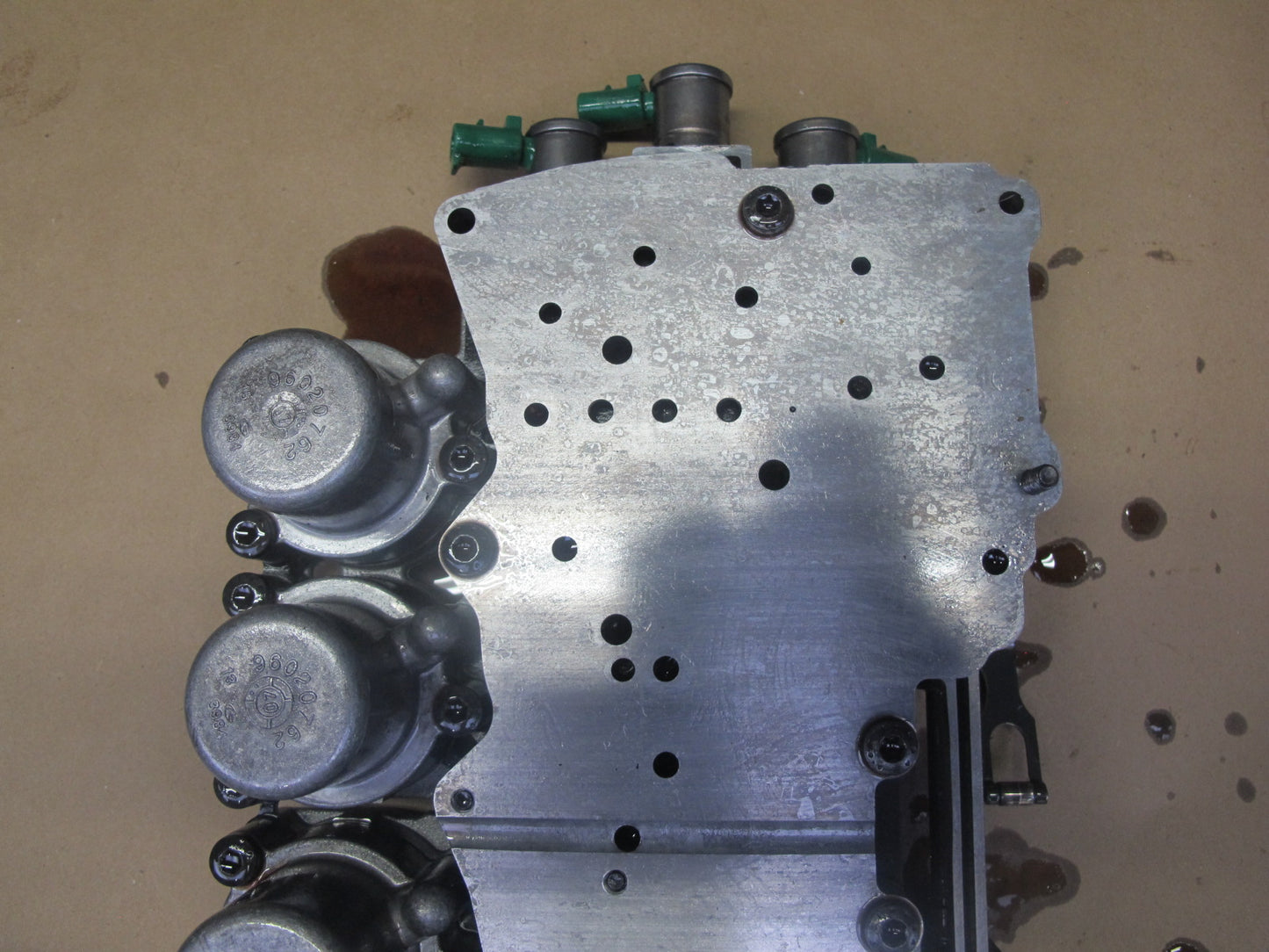 06-09 Pontiac Solstice 2.4L 5L40E AT Transmission Valve Body Mechatronic 20K OEM