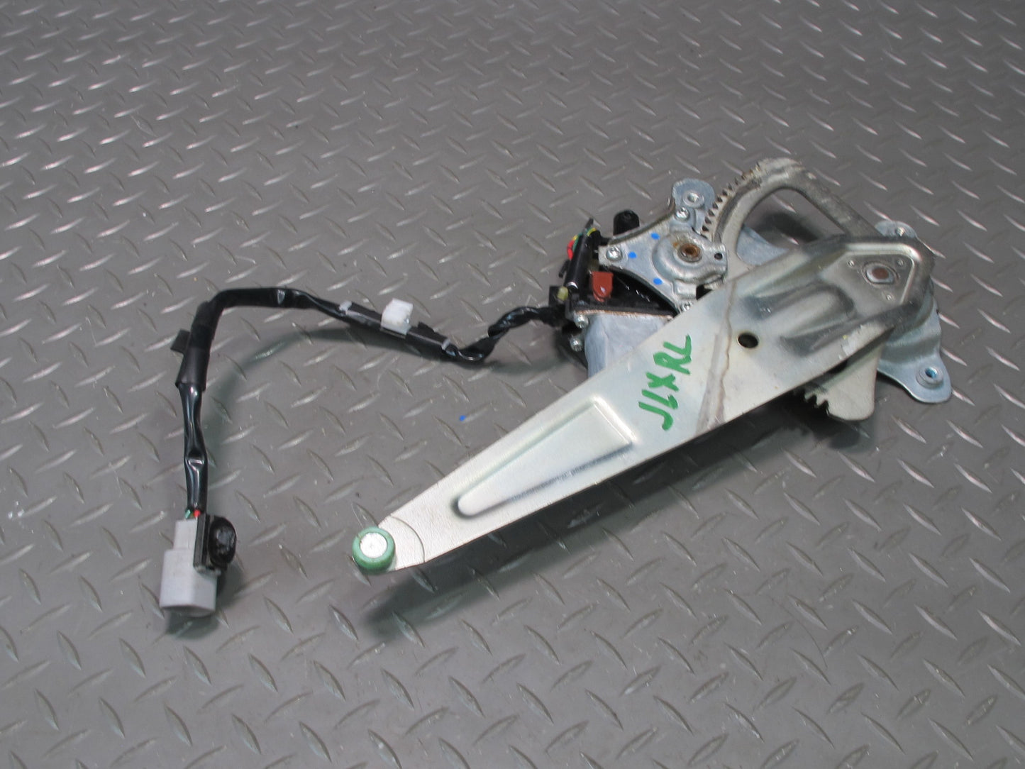 1998-2007 Lexus UZJ100L LX470 Rear Left Door Window Regulator w Motor