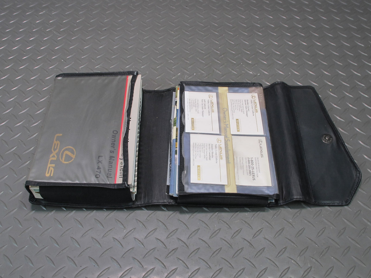 2006 Lexus J100 LX470 Owners Operator Book Manual Guide Set W/ Case Set