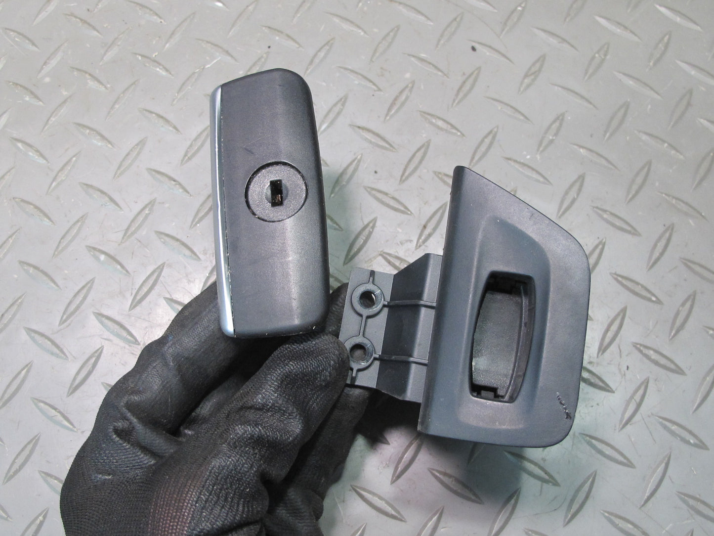 2008 BMW E82 E88 135i ECM ECU CAS Speedo Ignition Door Glove Trunk Lock KEY Set