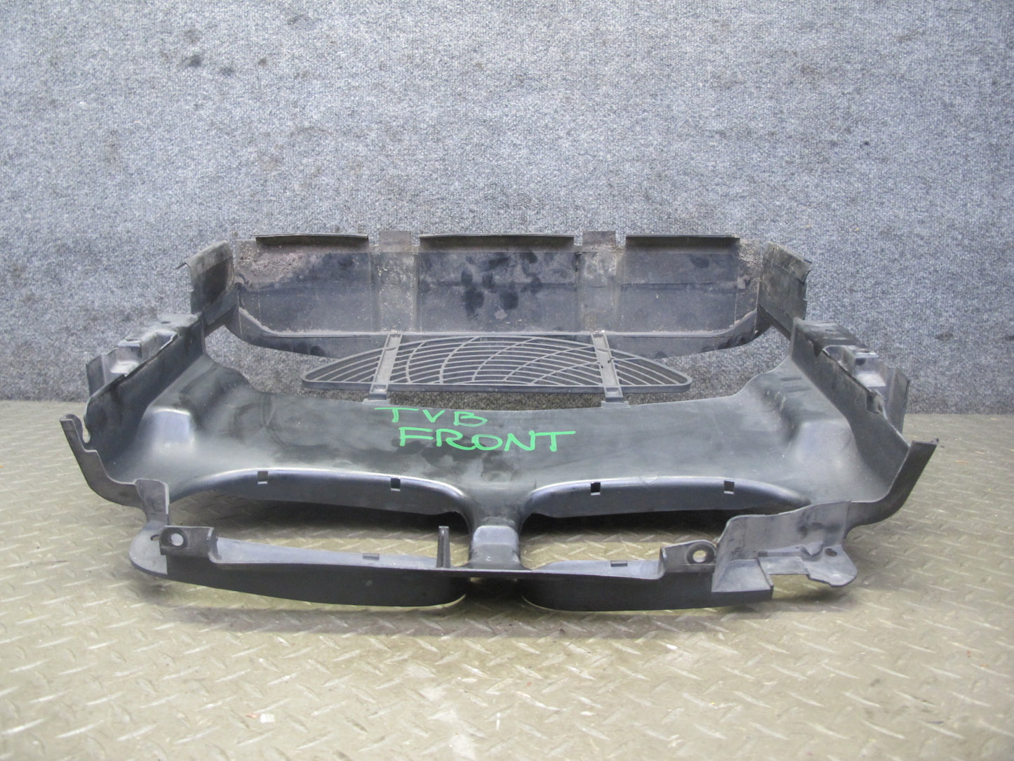 01-03 BMW E46 330ci Coupe Convert Front Radiator Air Duct Panel 8268371 OEM