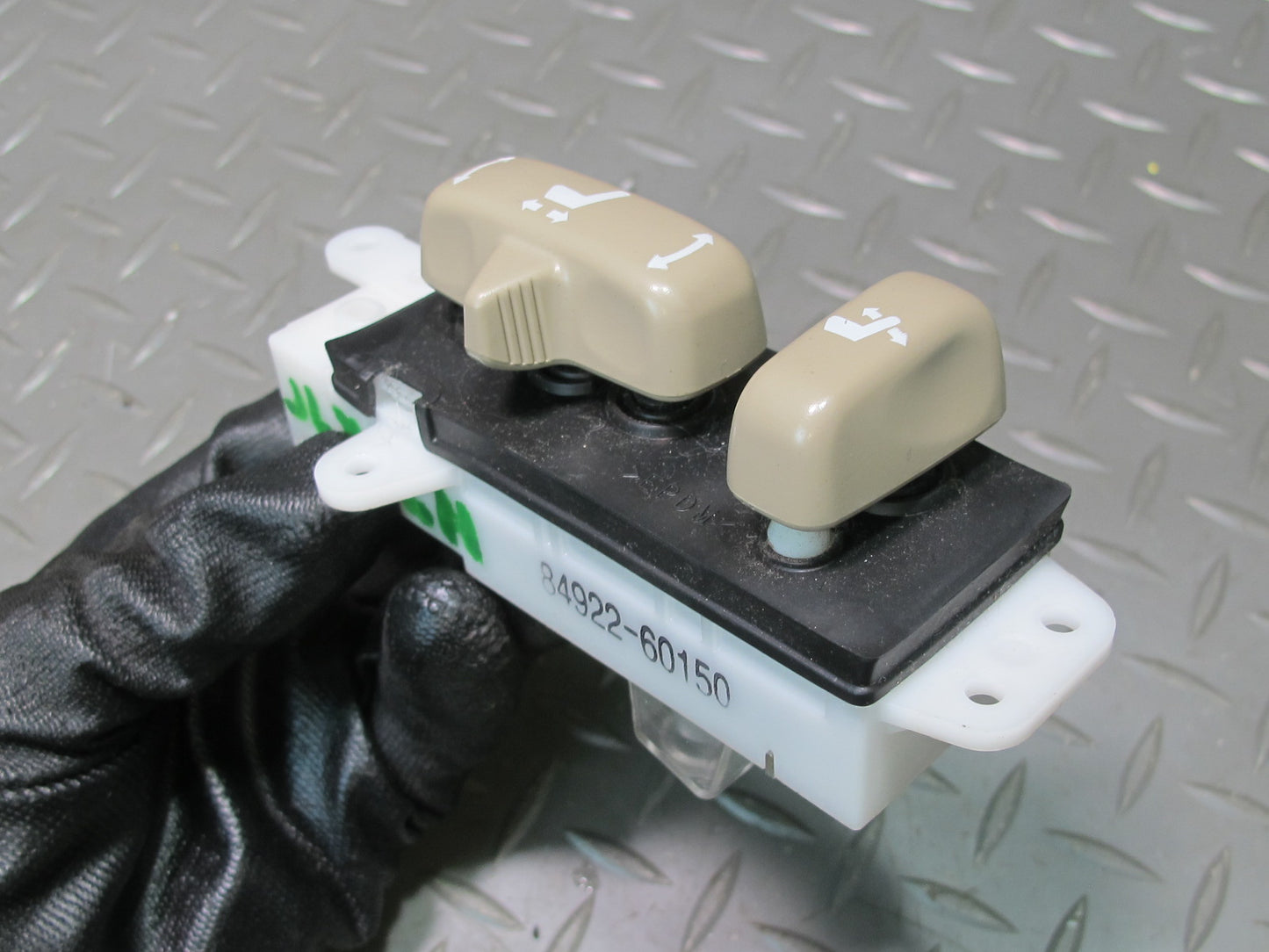 2003-2007 Lexus UZJ100L LX470 Front Left Seat Adjust Lumbar Control Switch Set