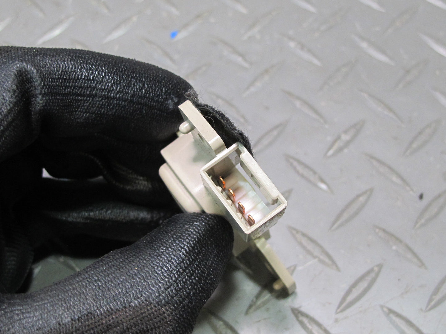 2003-2007 Lexus UZJ100L LX470 Front Left Seat Adjust Lumbar Control Switch Set