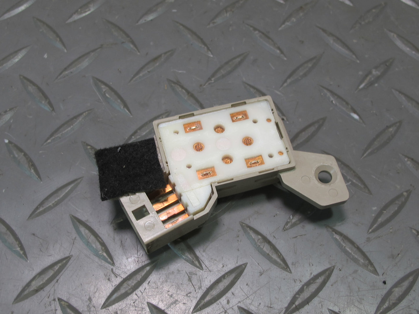 2003-2007 Lexus UZJ100L LX470 Front Left Seat Adjust Lumbar Control Switch Set