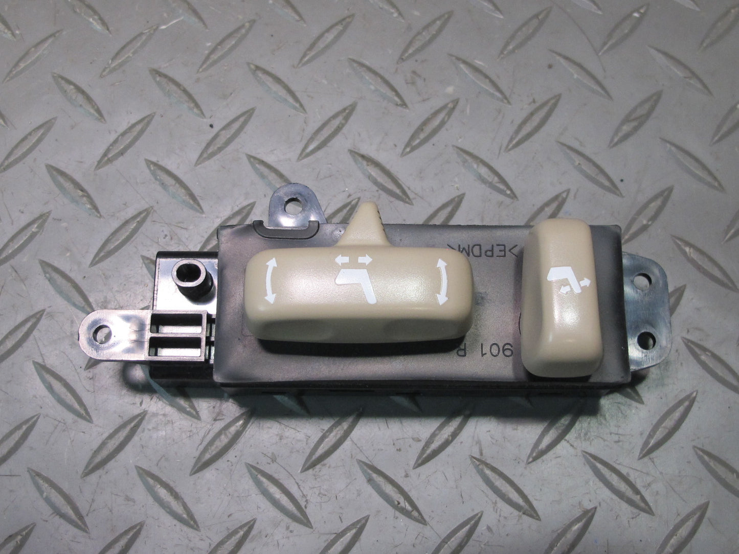 2003-2007 Lexus UZJ100L LX470 Front Right Seat Adjust Lumbar Control Switch Set