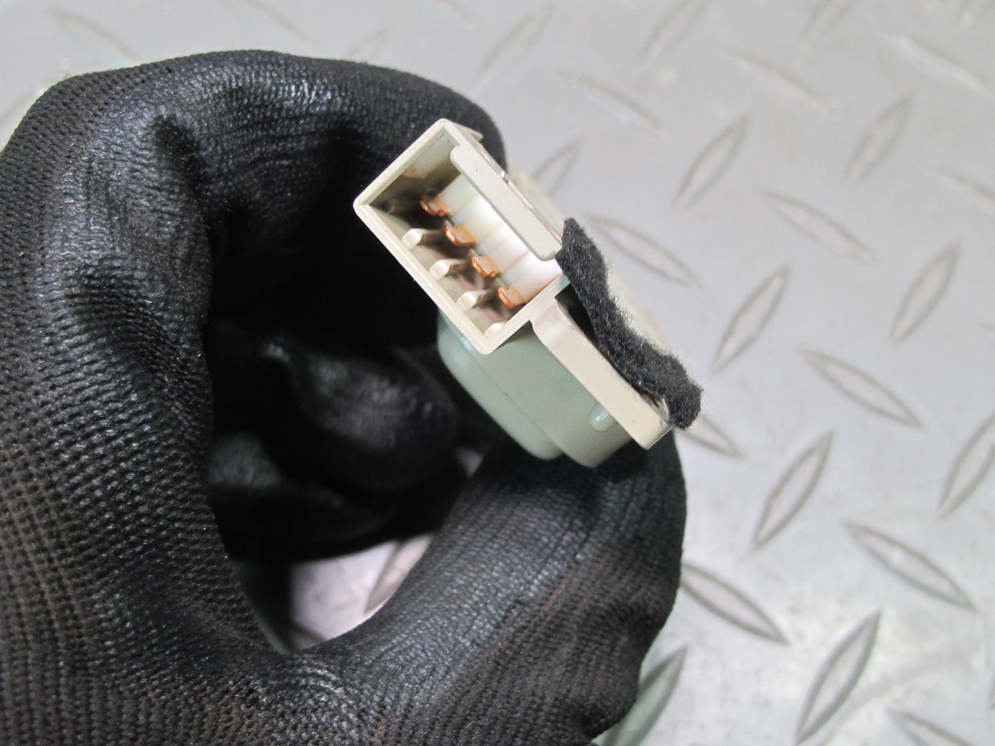 2003-2007 Lexus UZJ100L LX470 Front Right Seat Adjust Lumbar Control Switch Set