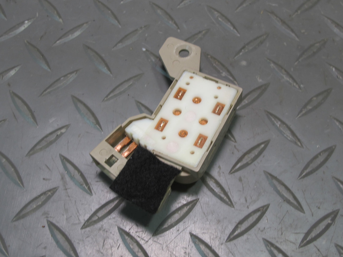 2003-2007 Lexus UZJ100L LX470 Front Right Seat Adjust Lumbar Control Switch Set