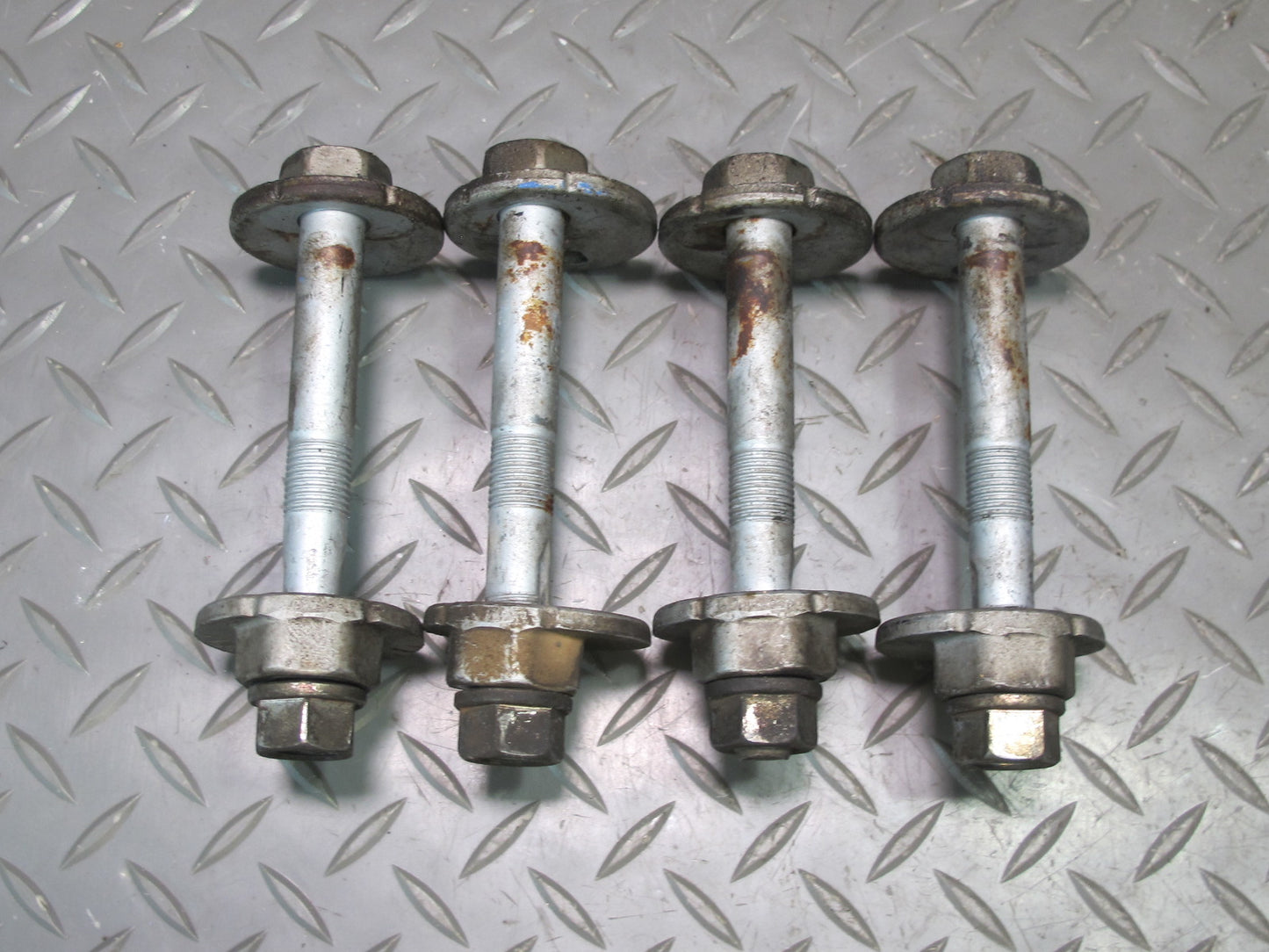 1998-2007 Lexus UZJ100L LX470 Suspension Eccentric Adjust Camber Bolt Set of 4