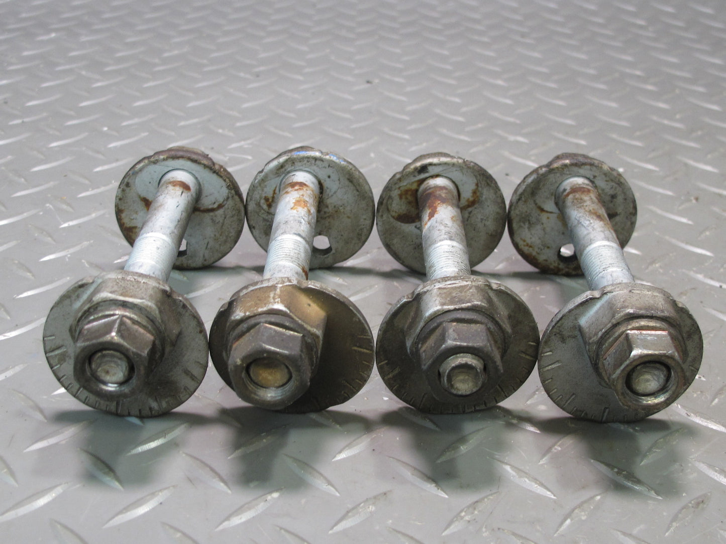 1998-2007 Lexus UZJ100L LX470 Suspension Eccentric Adjust Camber Bolt Set of 4