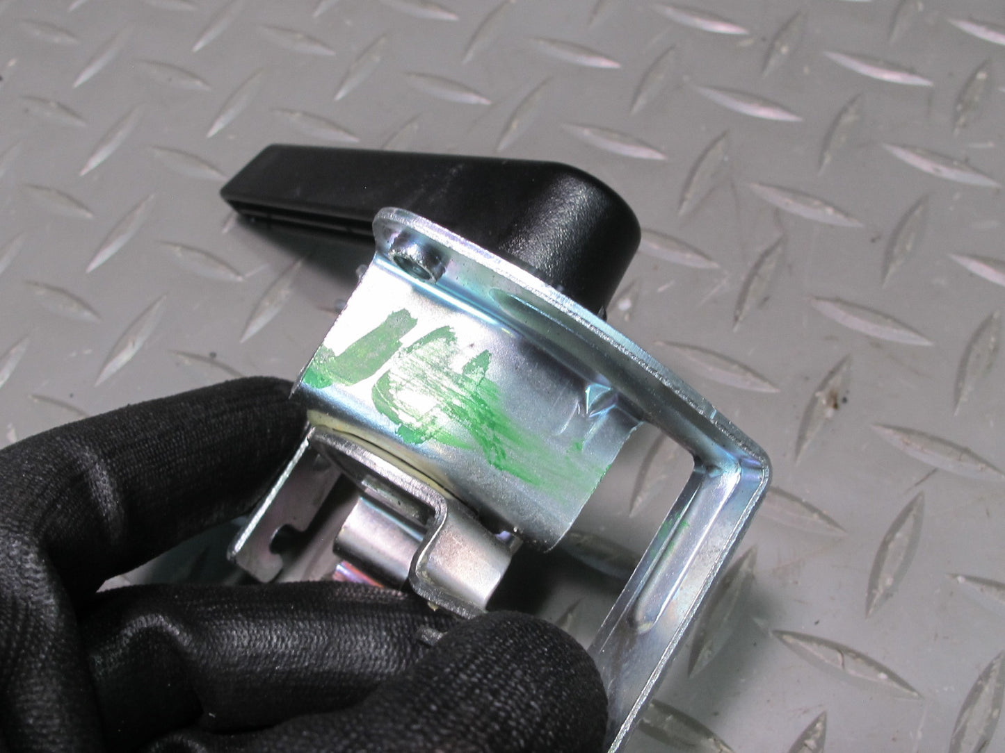 2003-2007 Lexus UZJ100L LX470 Rear Trunk Lid Liftgate Inner Open Release Handle