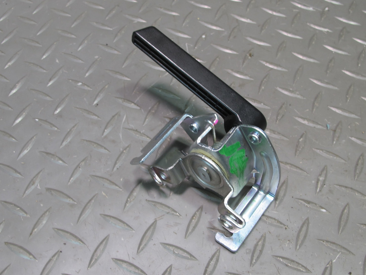 2003-2007 Lexus UZJ100L LX470 Rear Trunk Lid Liftgate Inner Open Release Handle