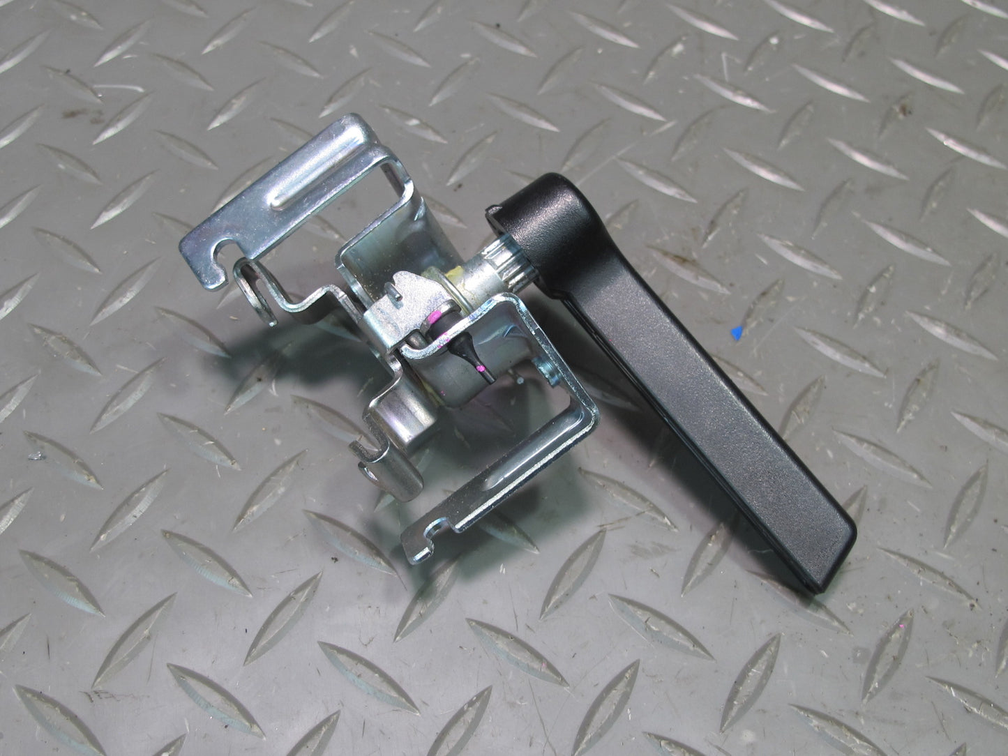 2003-2007 Lexus UZJ100L LX470 Rear Trunk Lid Liftgate Inner Open Release Handle