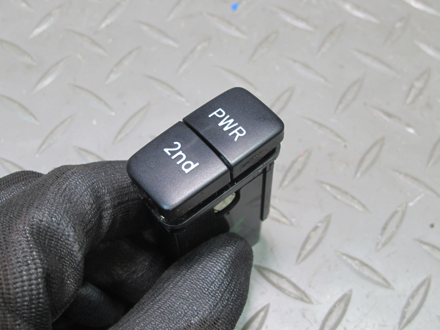 2003-2007 Lexus UZJ100L LX470 Gear Transmission Pattern PWR 2ND Switch Button