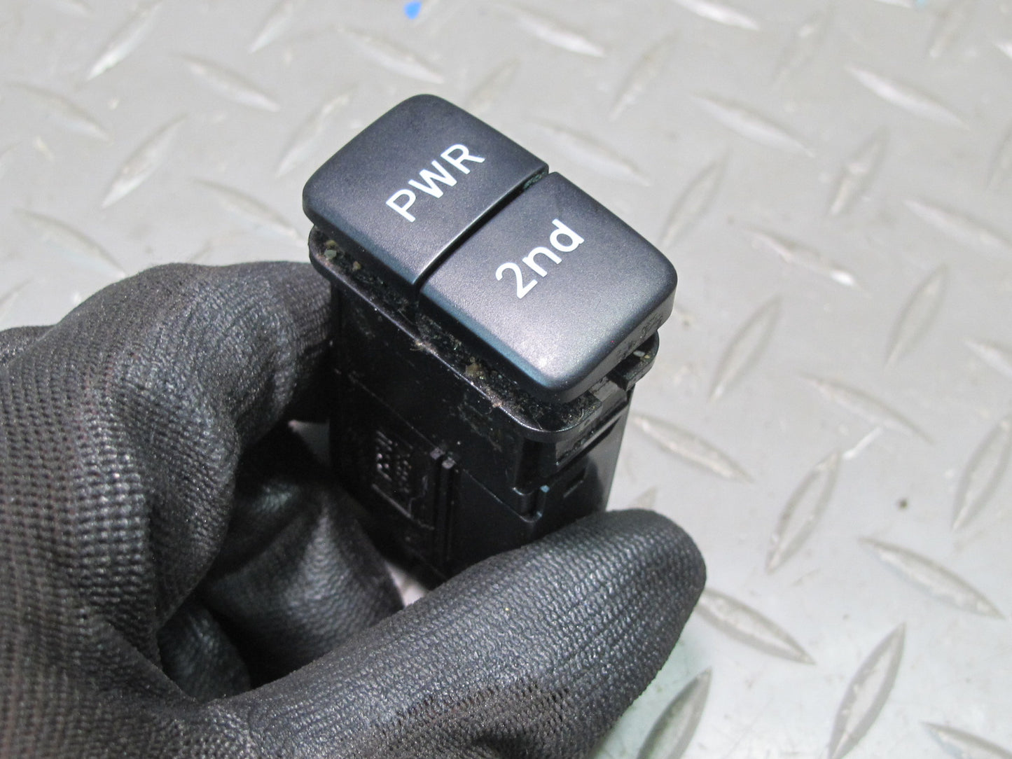 2003-2007 Lexus UZJ100L LX470 Gear Transmission Pattern PWR 2ND Switch Button