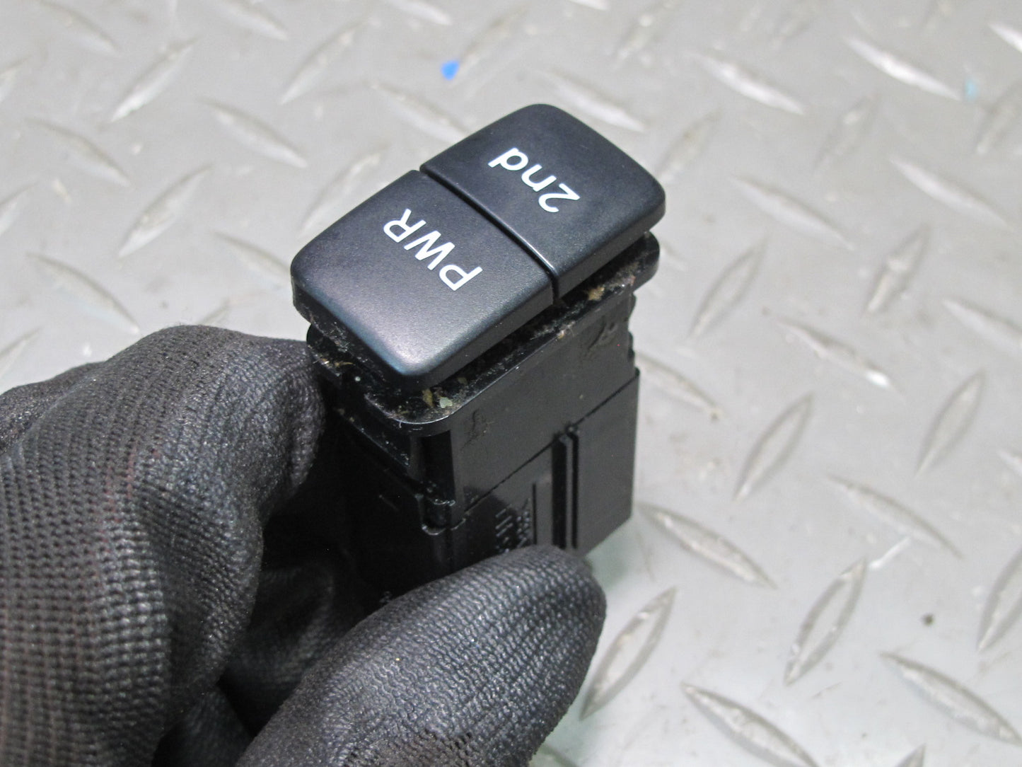 2003-2007 Lexus UZJ100L LX470 Gear Transmission Pattern PWR 2ND Switch Button