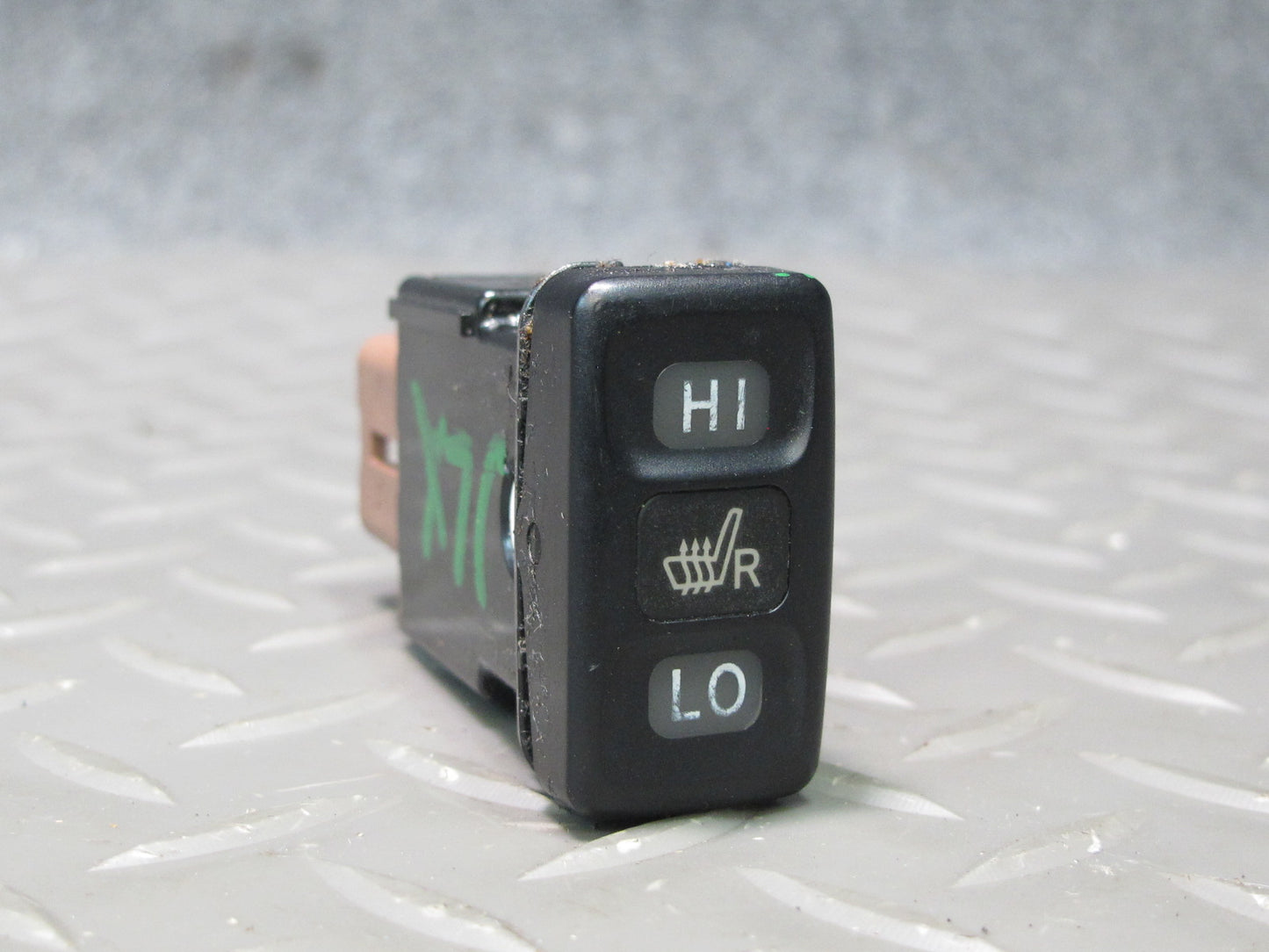 2003-2007 Lexus UZJ100L LX470 Right Heated Seat Heater Button Switch
