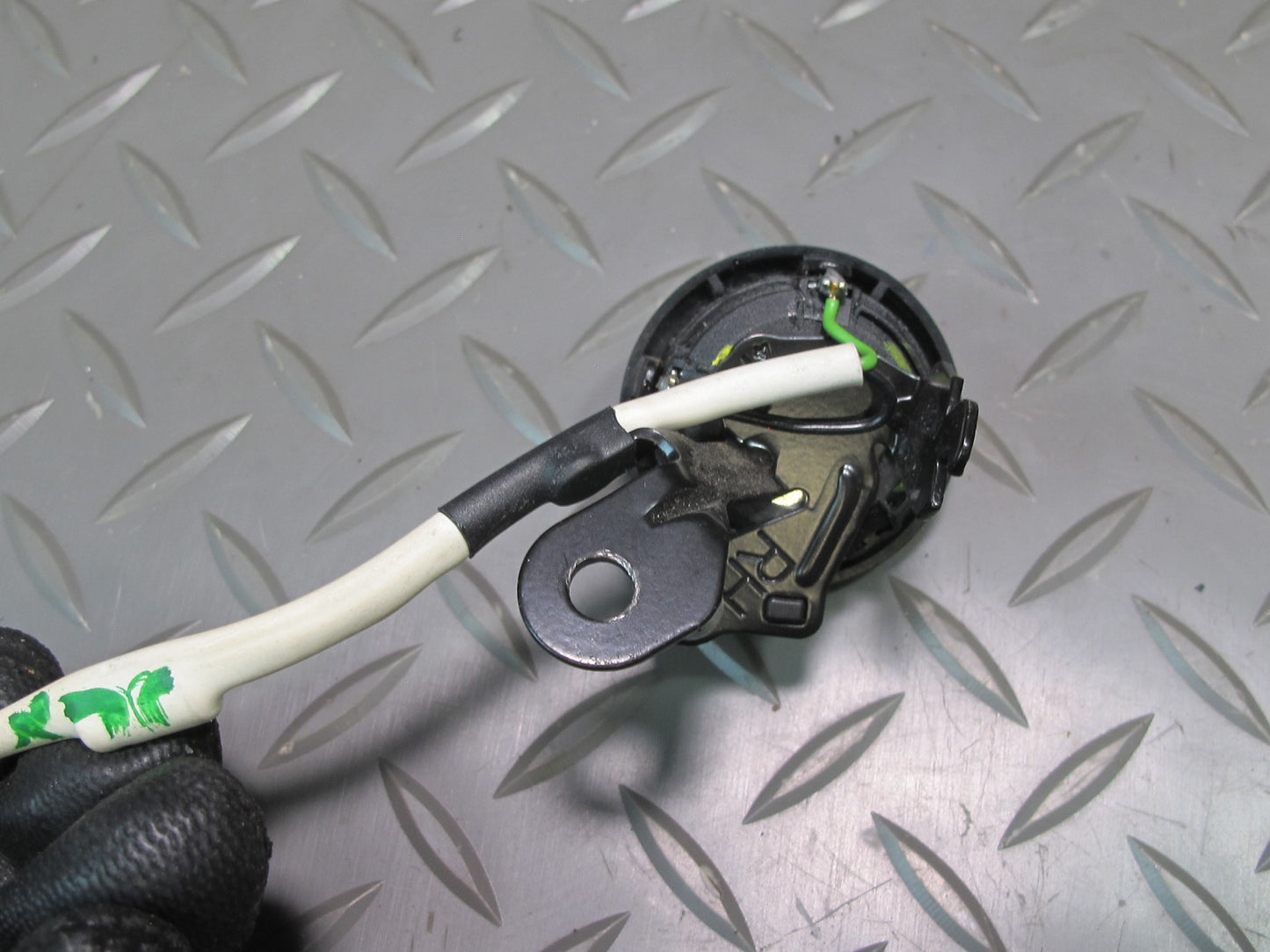 2003-2007 Lexus UZJ100L LX470 Mark Levinson Front Tweeter Speaker Set of 2