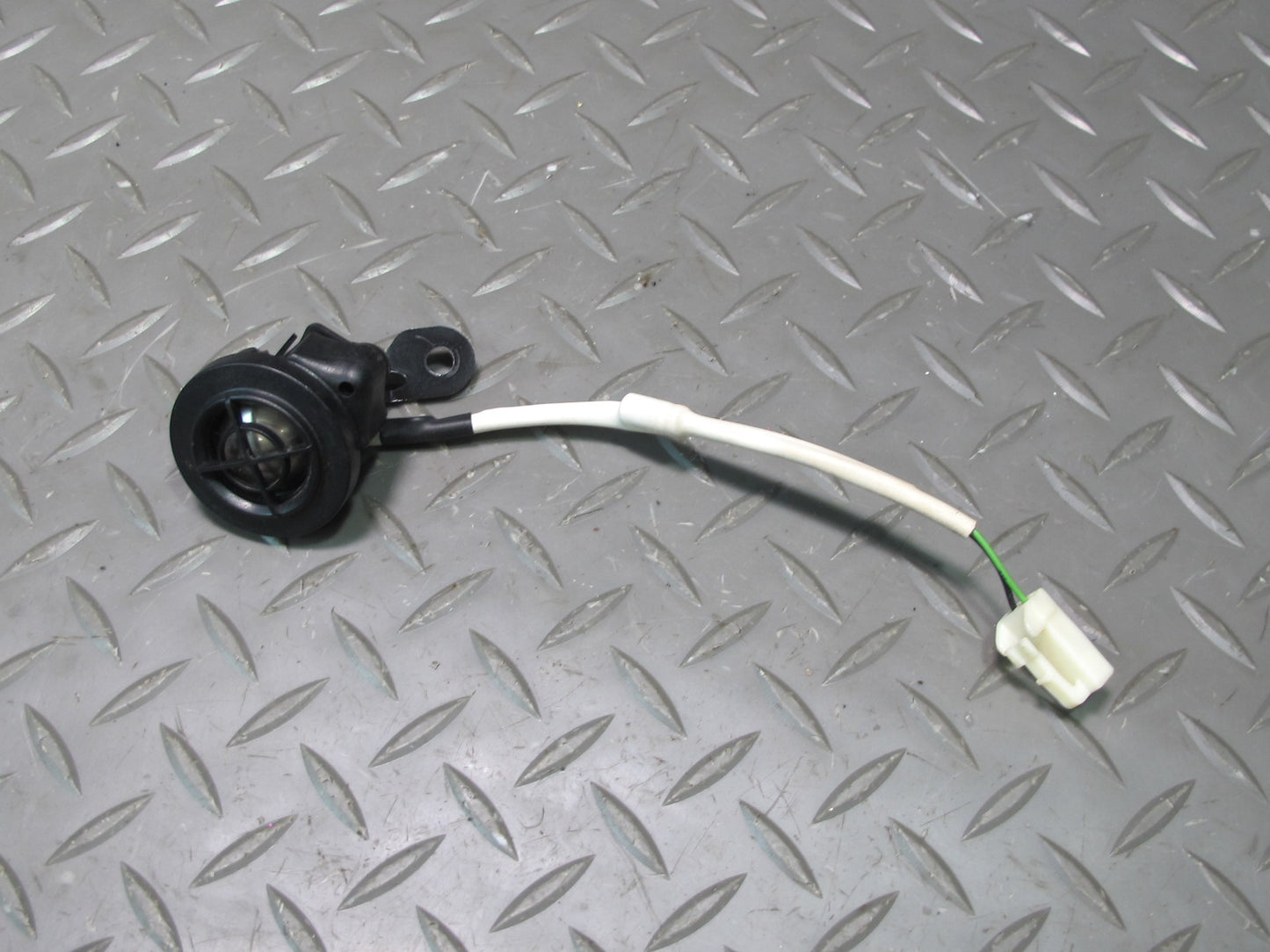 2003-2007 Lexus UZJ100L LX470 Mark Levinson Front Tweeter Speaker Set of 2