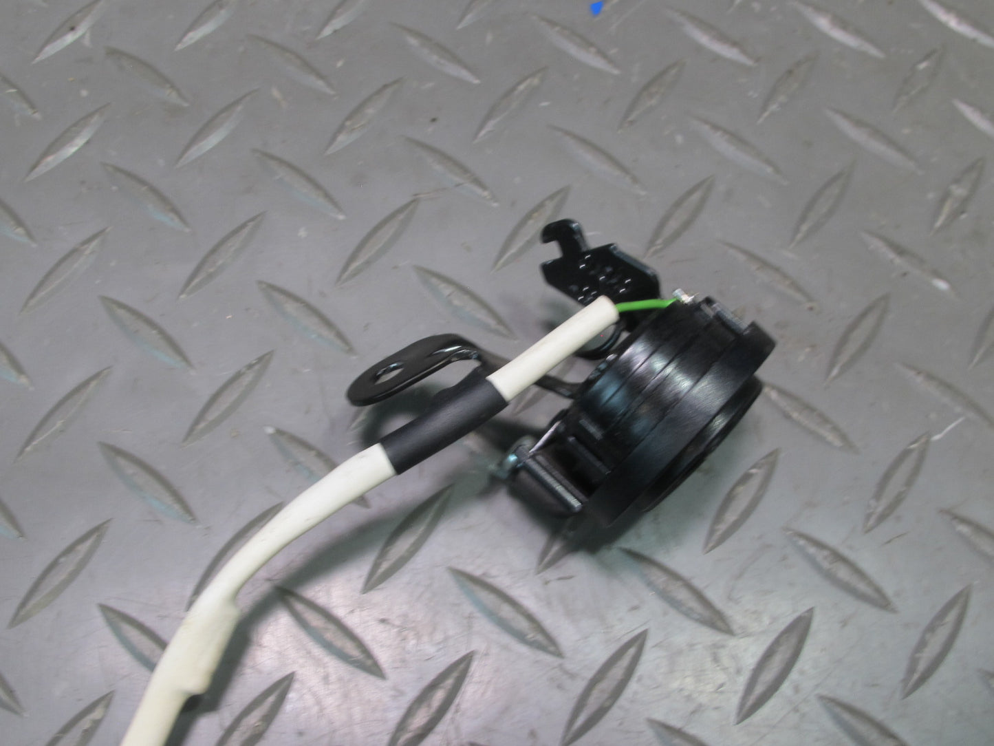 2003-2007 Lexus UZJ100L LX470 Mark Levinson Front Tweeter Speaker Set of 2