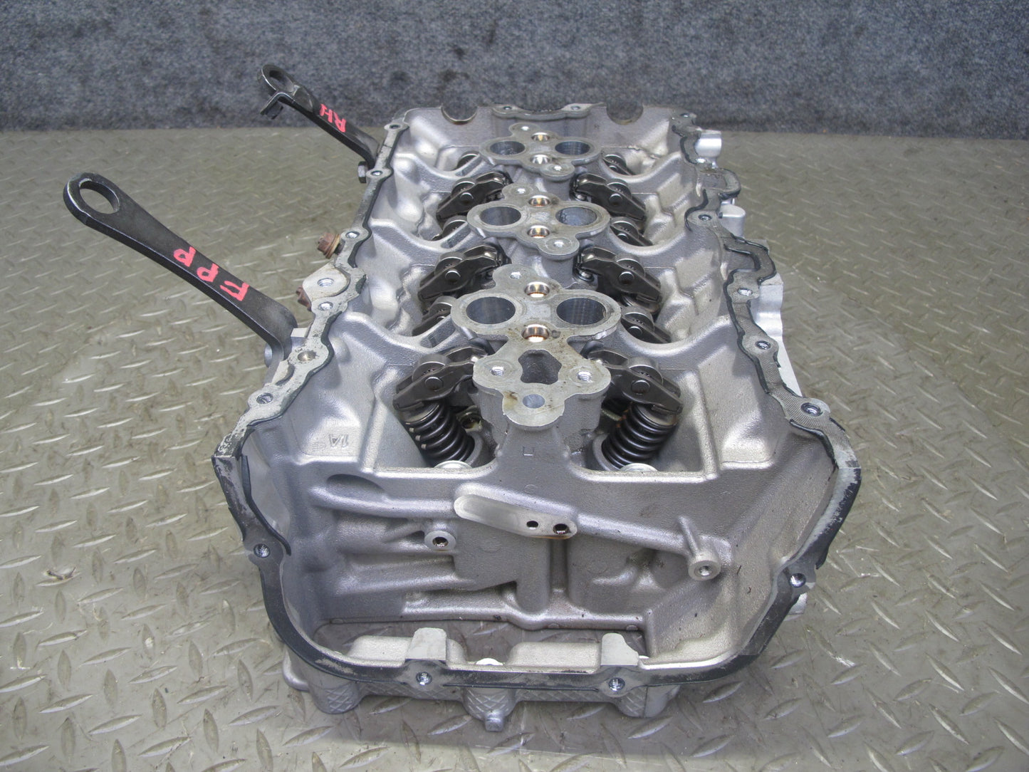 17-23 Porsche Panamera 971 2.9L Csza Engine Motor Right Cylinder Head 43k Miles