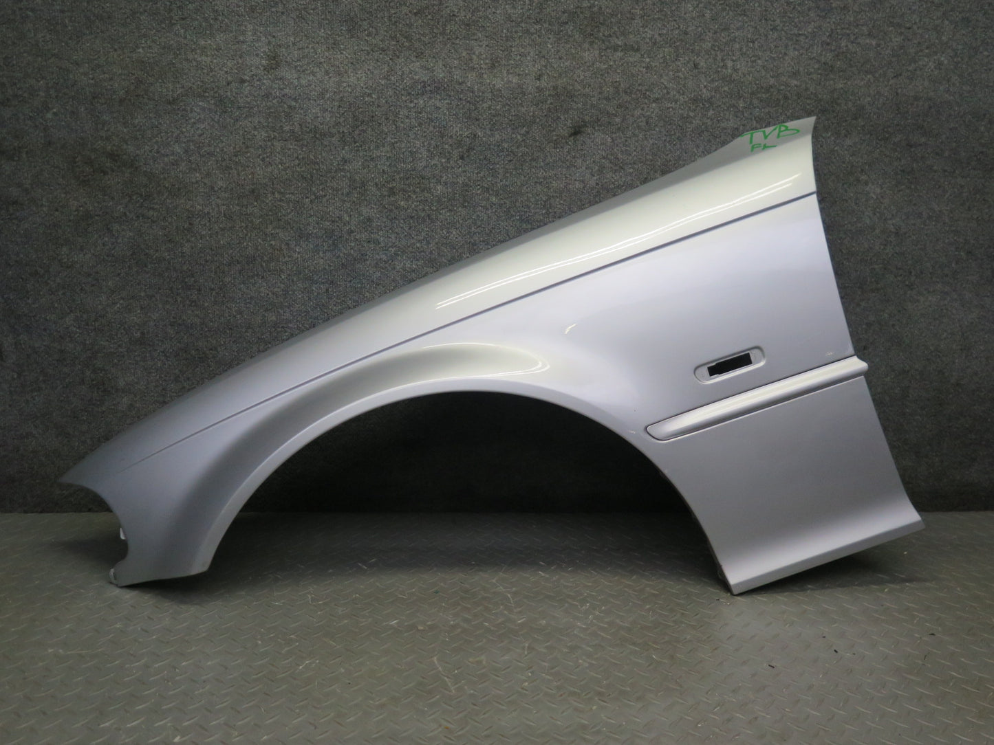 01-03 BMW E46 330ci Coupe Convertible Front Left Fender Shell Cover Panel OEM