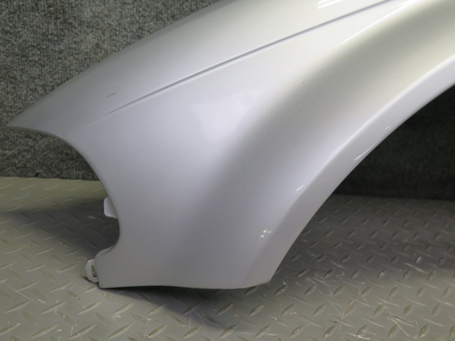 01-03 BMW E46 330ci Coupe Convertible Front Left Fender Shell Cover Panel OEM