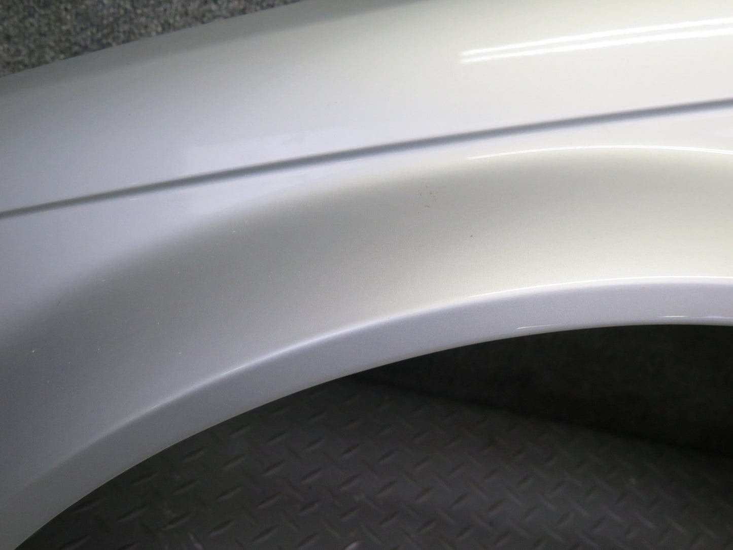 01-03 BMW E46 330ci Coupe Convertible Front Left Fender Shell Cover Panel OEM