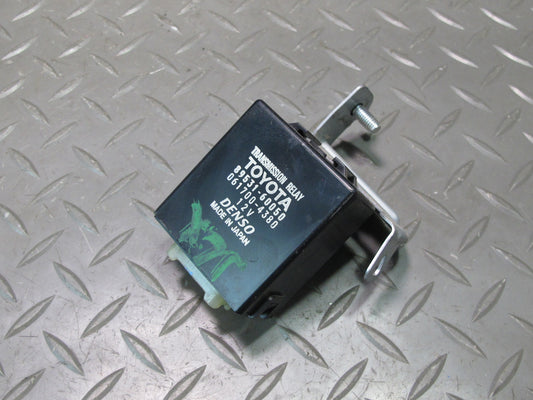 2003-2007 Lexus UZJ100L LX470 Transmission Relay Control Module 89531-60050