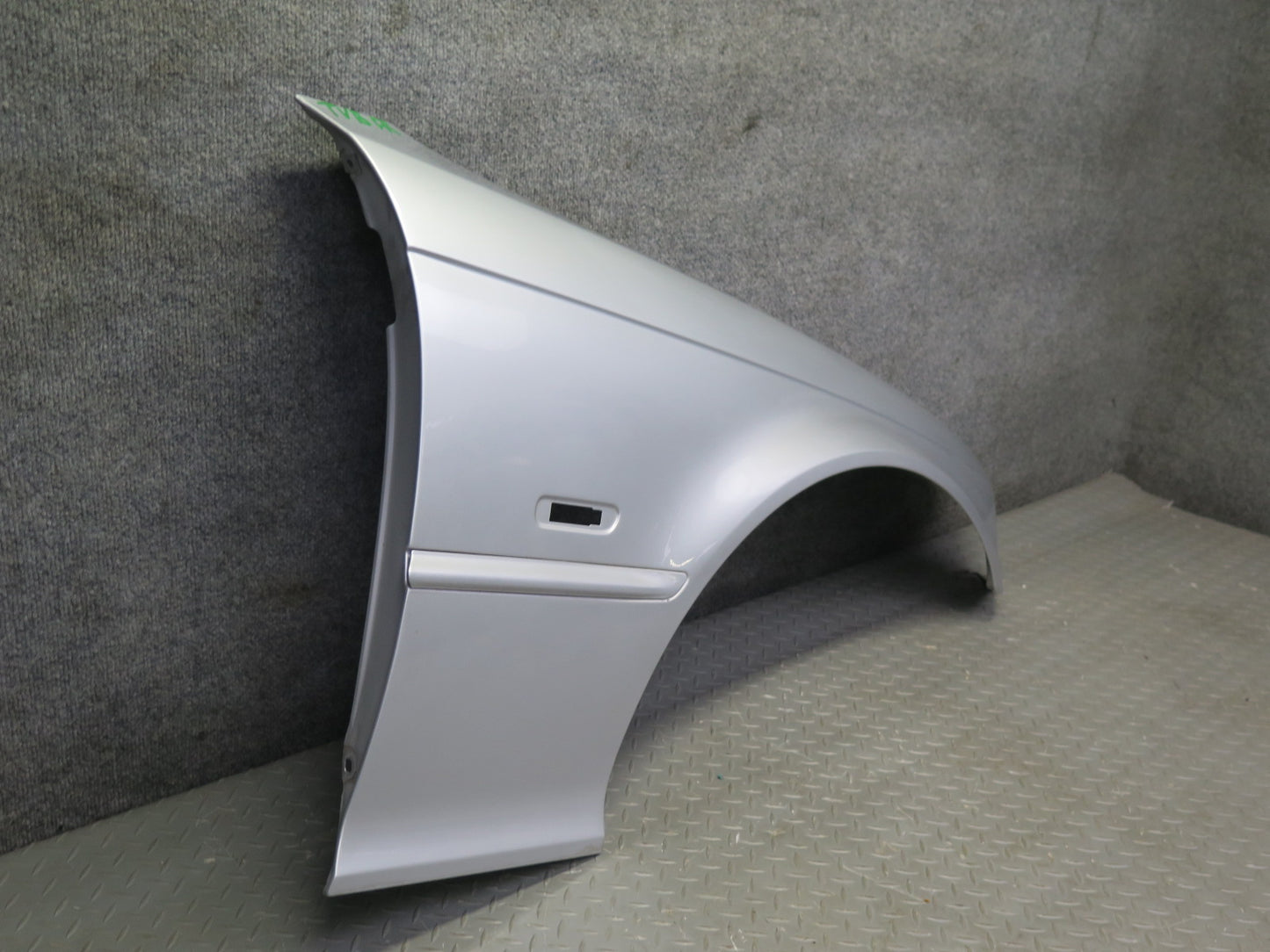 01-03 BMW E46 330ci Coupe Convertible Front Right Fender Shell Cover Panel OEM
