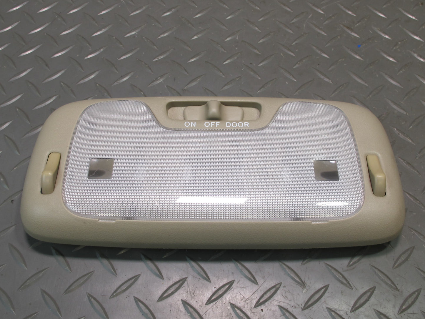 2003-2007 Lexus UZJ100L LX470 Upper Roof Overhead Console Dome Light Lamp Set