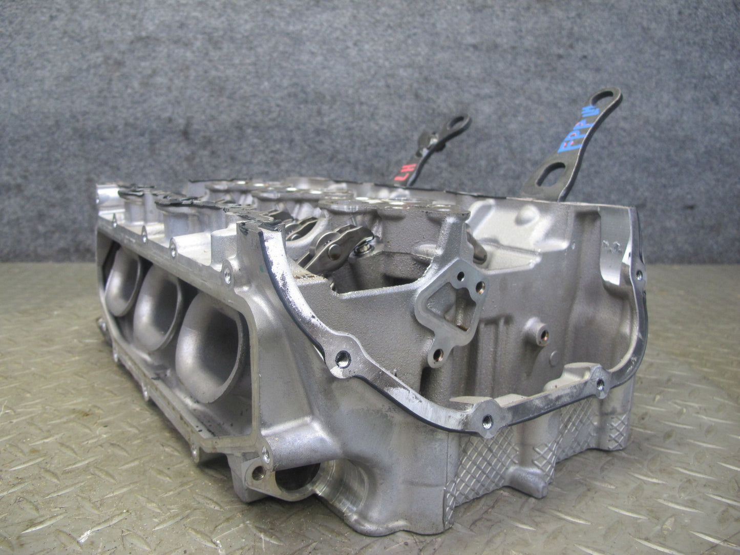 17-23 Porsche Panamera 971 2.9L Csza Engine Motor Left Cylinder Head 43k Miles