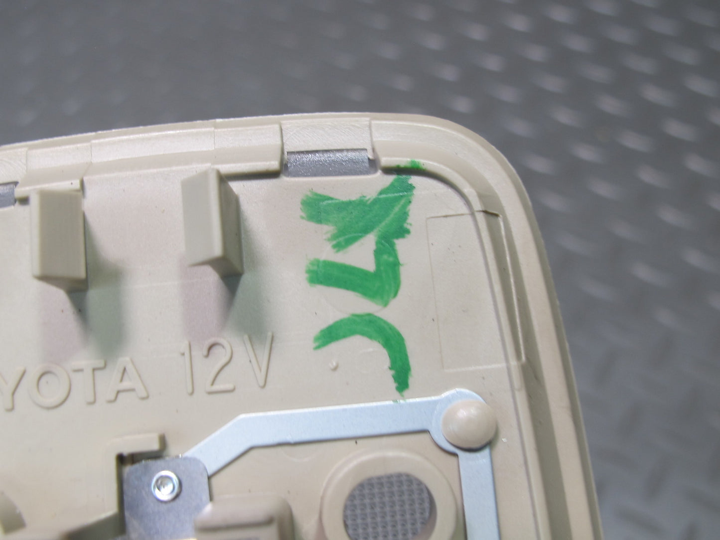 2003-2007 Lexus UZJ100L LX470 Upper Roof Overhead Console Dome Light Lamp Set