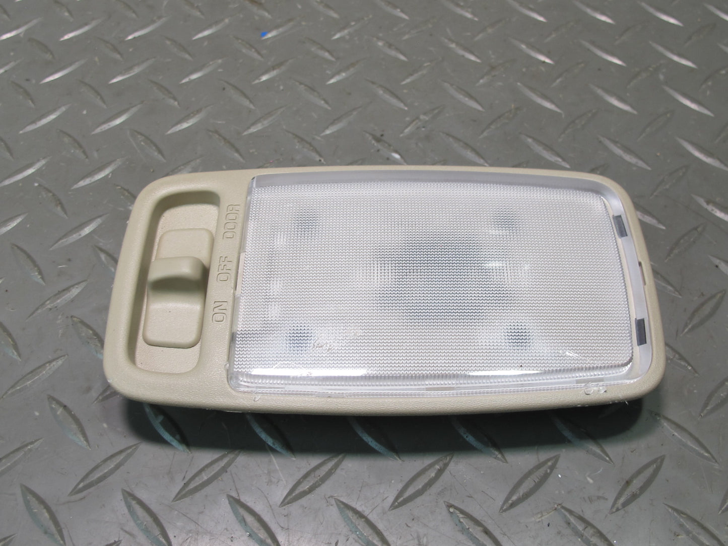 2003-2007 Lexus UZJ100L LX470 Upper Roof Overhead Console Dome Light Lamp Set