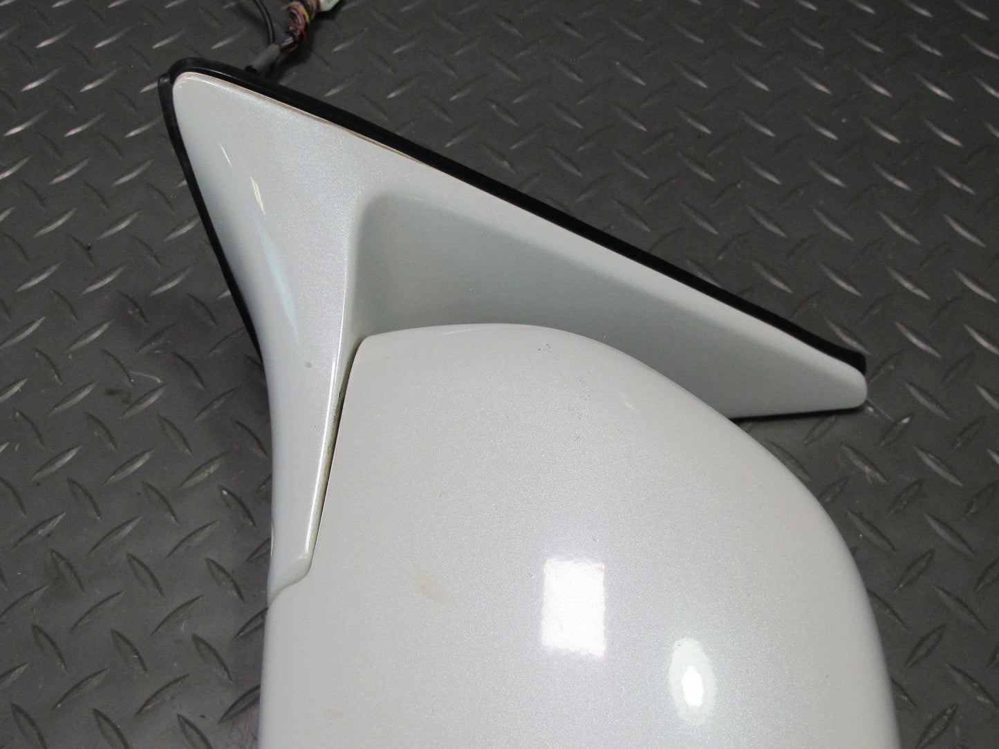 2006-2007 Lexus UZJ100L LX470 Left Door Heated Exterior Side View Power Mirror