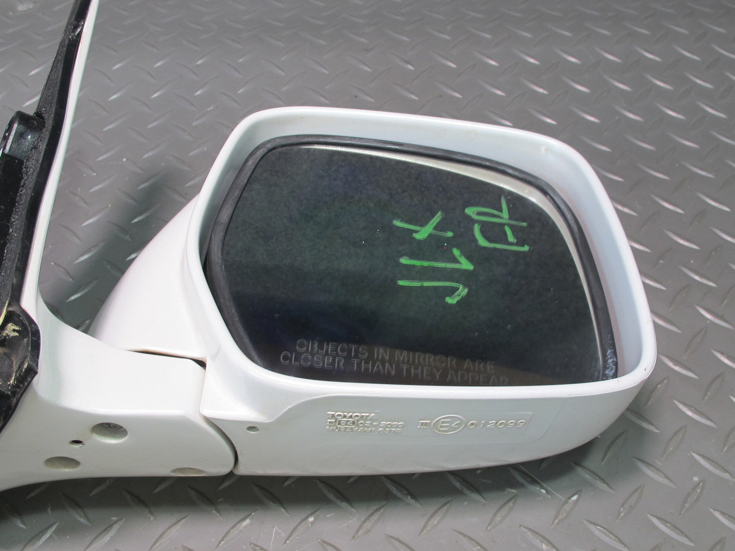 2006-2007 Lexus UZJ100L LX470 Right Door Heated Exterior Side View Power Mirror