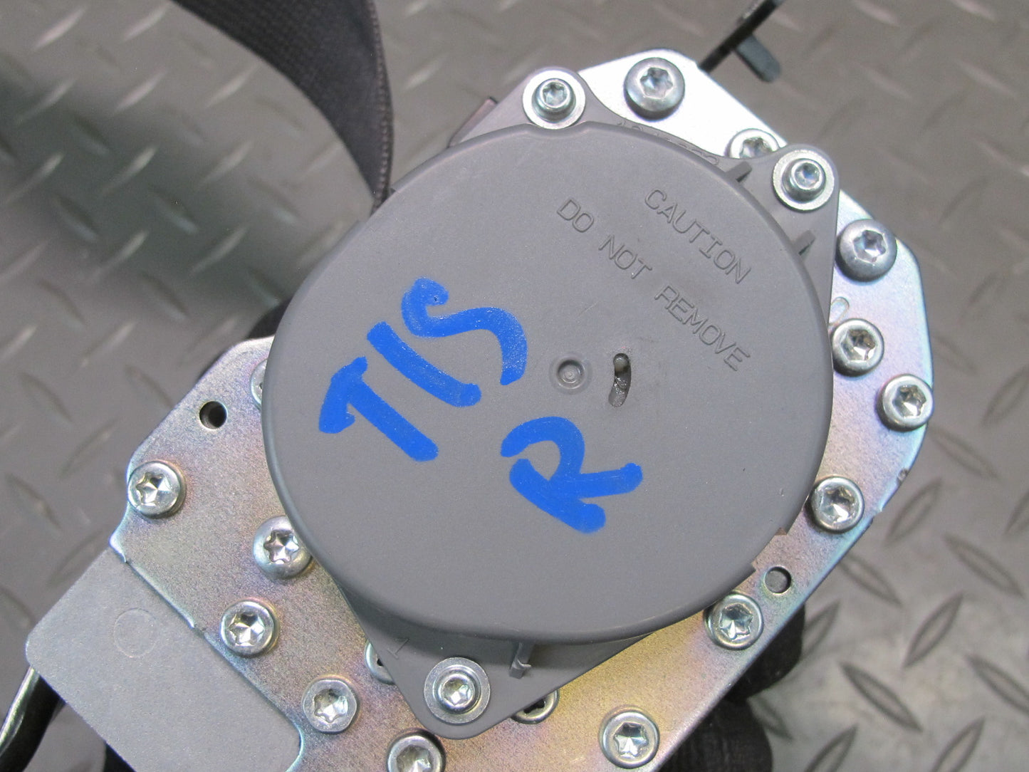 08 LEXUS USE20L IS-F REAR LEFT RIGHT SEATBELT RETRACTOR SET OEM